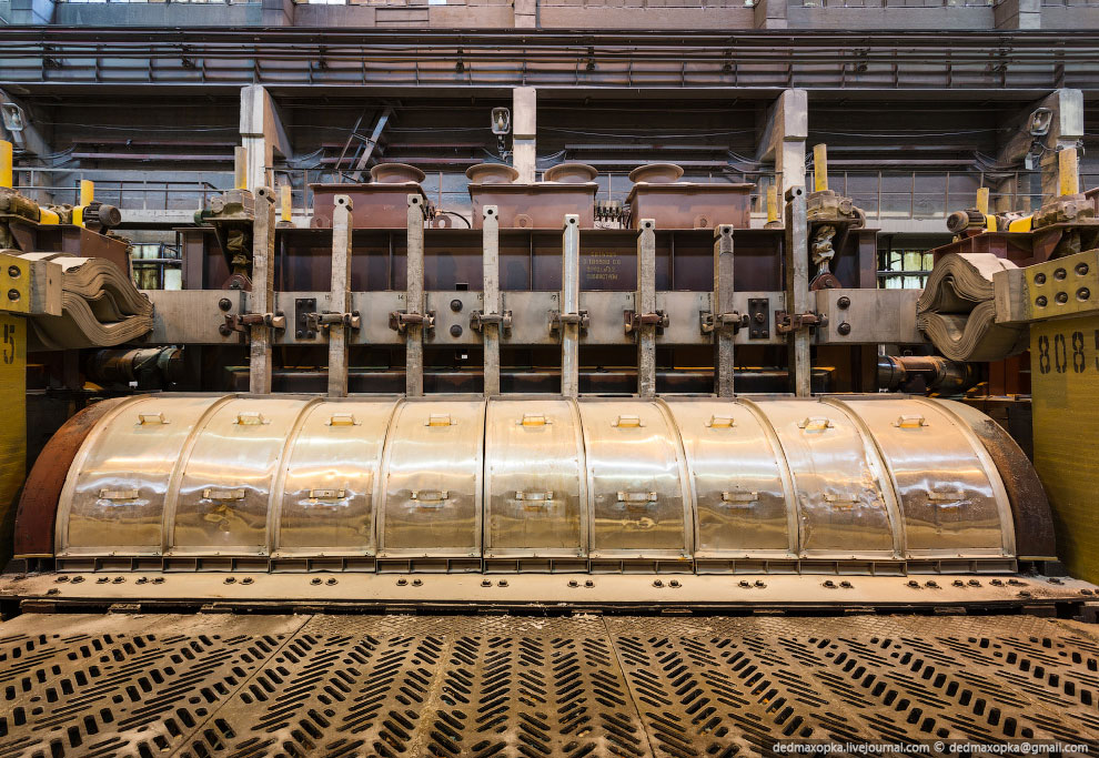 КрАЗ является единственным в мире заводом, где используется сразу три технологии производства